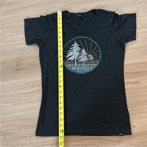Techstyles Maine Tee- Women’s Medium - Picture 6 of 8